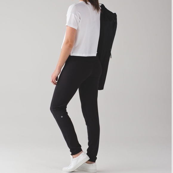 lululemon untight tight